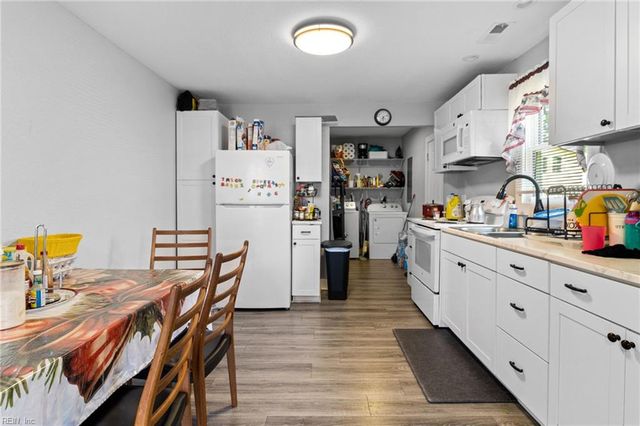 406 Walnut ST, Elizabeth City, NC 27909