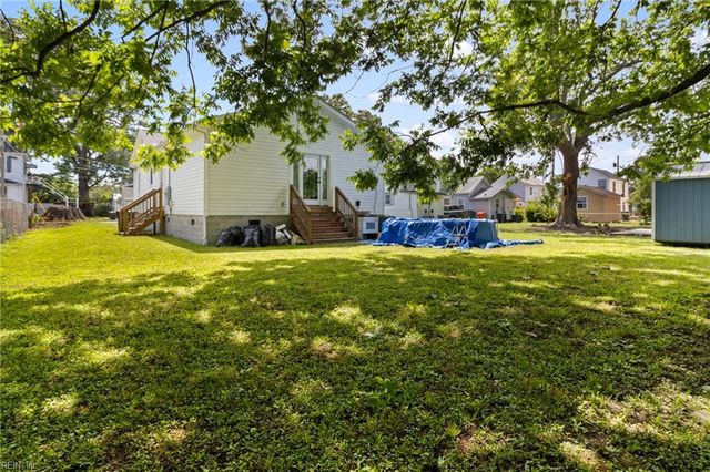 406 Walnut ST, Elizabeth City, NC 27909