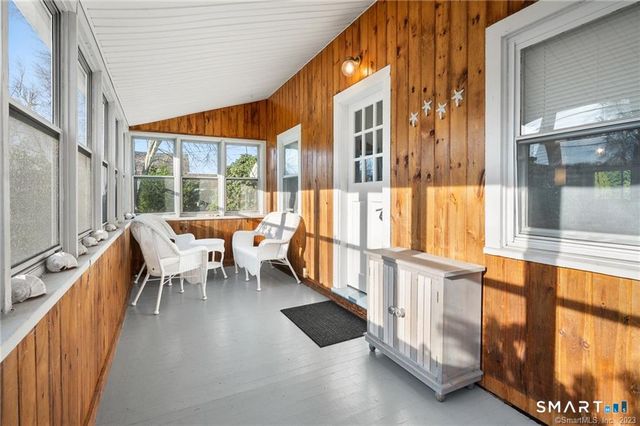 121 Shore Road, Waterford, CT 06385