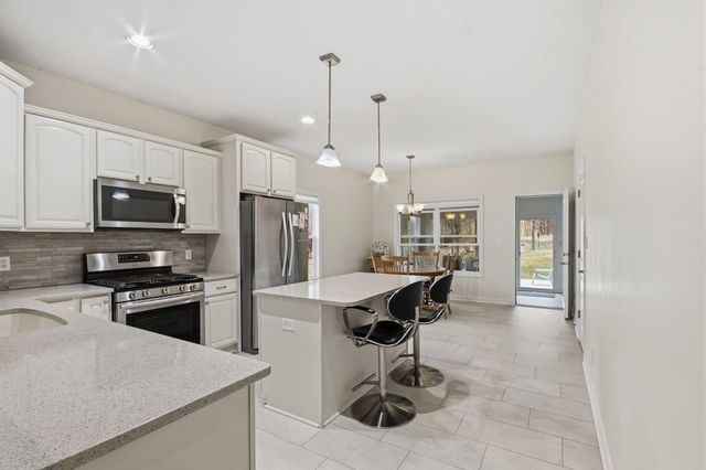 460 O Hagan Drive, Crown Point, IN 46307