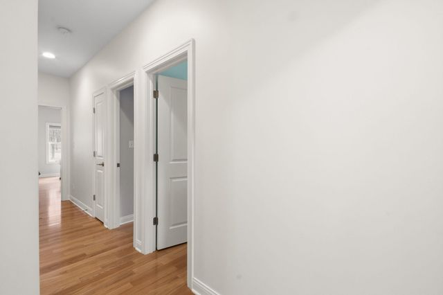 460 O Hagan Drive, Crown Point, IN 46307