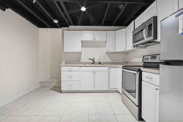 460 O Hagan Drive, Crown Point, IN 46307