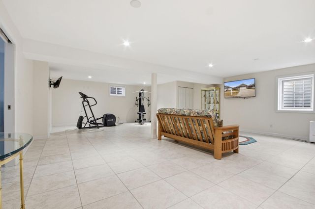 460 O Hagan Drive, Crown Point, IN 46307