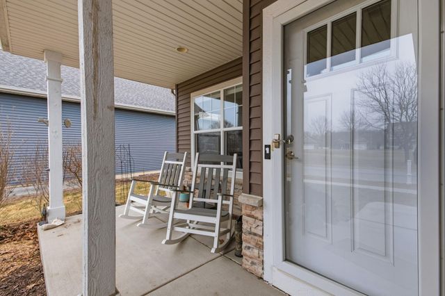 460 O Hagan Drive, Crown Point, IN 46307