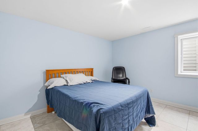 460 O Hagan Drive, Crown Point, IN 46307