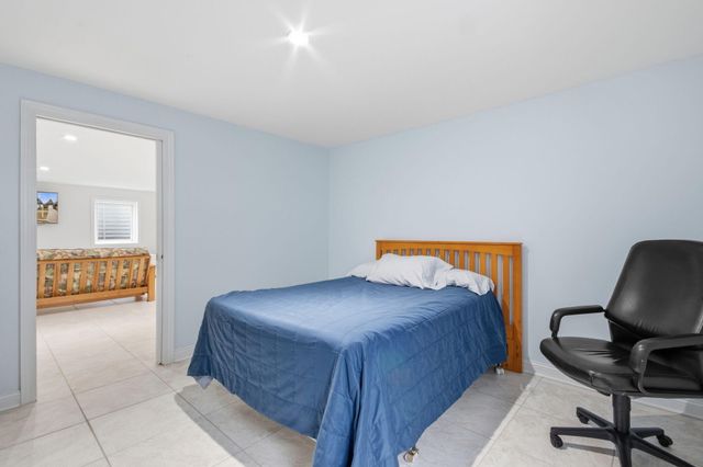 460 O Hagan Drive, Crown Point, IN 46307