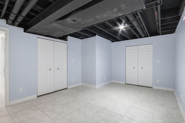 460 O Hagan Drive, Crown Point, IN 46307