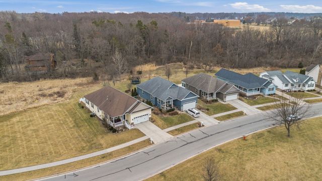 460 O Hagan Drive, Crown Point, IN 46307