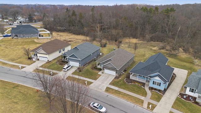 460 O Hagan Drive, Crown Point, IN 46307