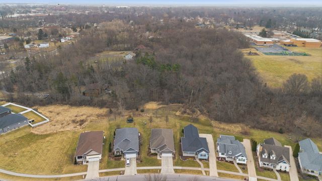 460 O Hagan Drive, Crown Point, IN 46307