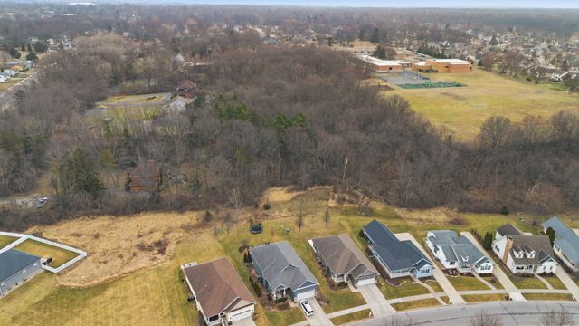 460 O Hagan Drive, Crown Point, IN 46307