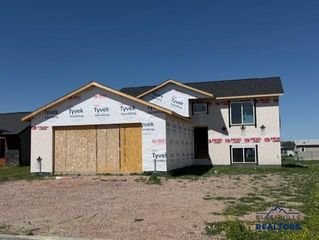 6683 RECEDA ST, Rapid City, SD 57703