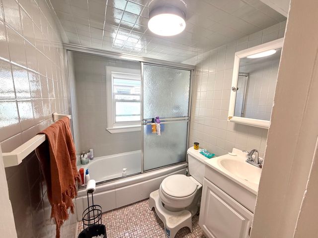 27 Hale Ave. 2, Medford, MA 02155