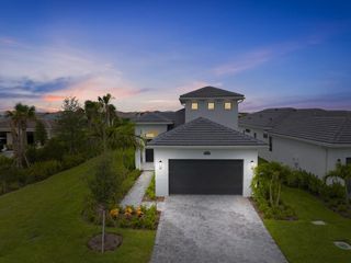 12442 SW Lunata Way, Port St Lucie, FL 34987
