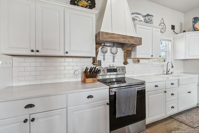 2662 FM 2438, Seguin, TX 78155