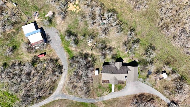 2662 FM 2438, Seguin, TX 78155