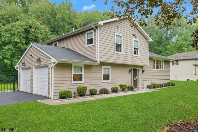 27 Big Piece Rd, Fairfield Twp., NJ 07004