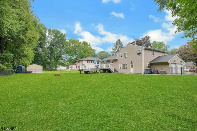 27 Big Piece Rd, Fairfield Twp., NJ 07004