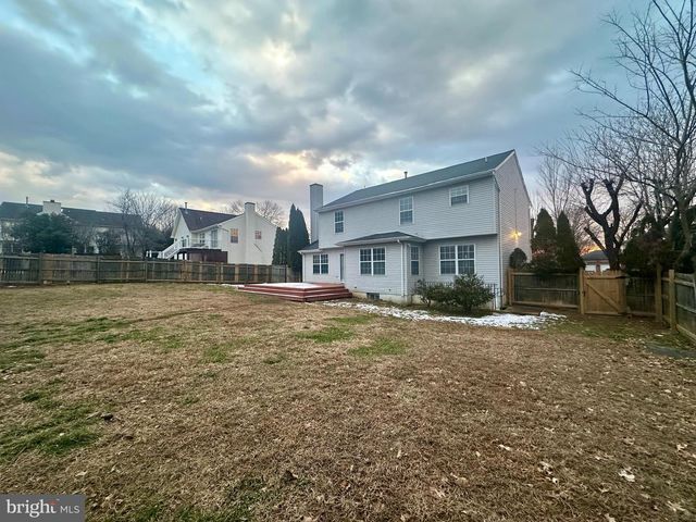 11102 GUNPOWDER DR, Fort Washington, MD 20744