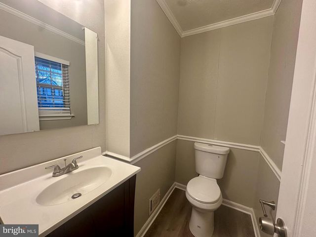 11102 GUNPOWDER DR, Fort Washington, MD 20744