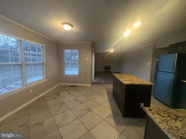 11102 GUNPOWDER DR, Fort Washington, MD 20744