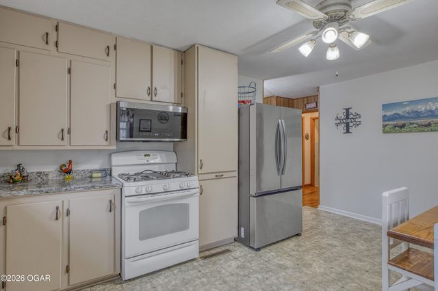 14244 Highway CC, Neosho, MO 64850