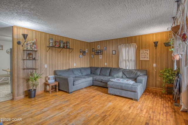 14244 Highway CC, Neosho, MO 64850