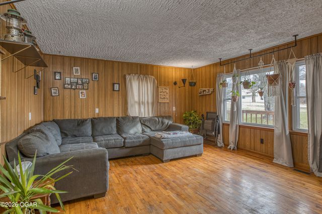 14244 Highway CC, Neosho, MO 64850