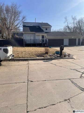 8505 Pratt Street, Omaha, NE 68134