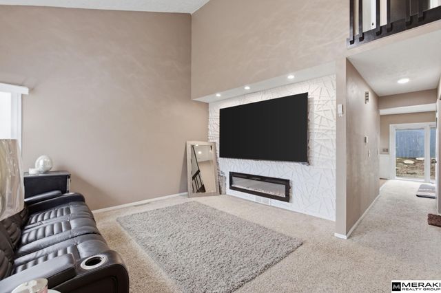 8505 Pratt Street, Omaha, NE 68134