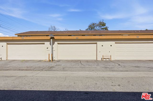 9781 S Karmont Avenue, South Gate, CA 90280