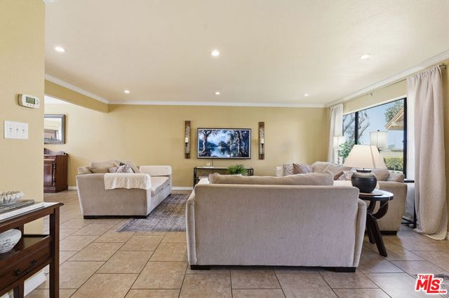 9781 S Karmont Avenue, South Gate, CA 90280