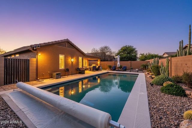 7988 W Candlewood Way, Florence, AZ 85132