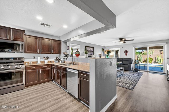 7988 W Candlewood Way, Florence, AZ 85132