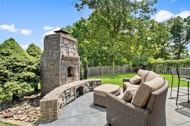 5405 Brighton Road, Rogers, AR 72758