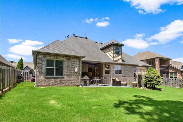 5405 Brighton Road, Rogers, AR 72758
