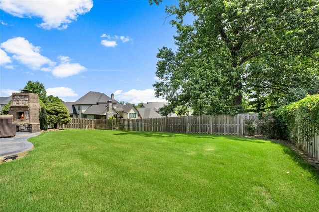 5405 Brighton Road, Rogers, AR 72758