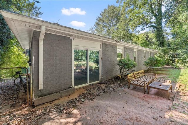 2476 Ridgefield Terrace, Decatur, GA 30033