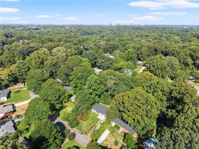 2476 Ridgefield Terrace, Decatur, GA 30033