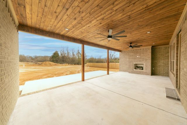 55 Daly Drive, Cabot, AR 72023