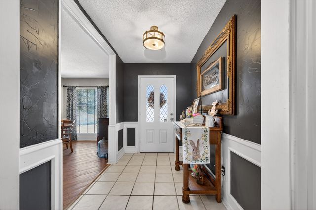 209 Colonial Circle, Athens, TX 75751