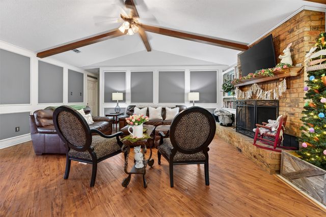 209 Colonial Circle, Athens, TX 75751