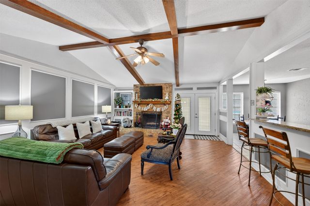 209 Colonial Circle, Athens, TX 75751