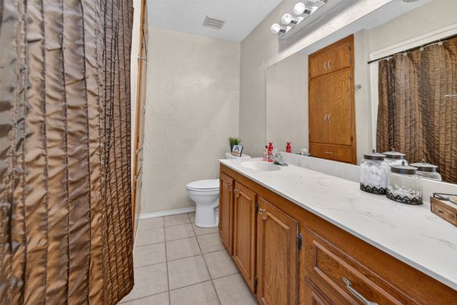 209 Colonial Circle, Athens, TX 75751