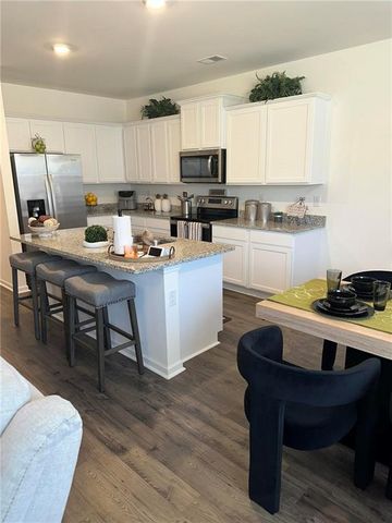 103 Hampton Circle, Mcdonough, GA 30253