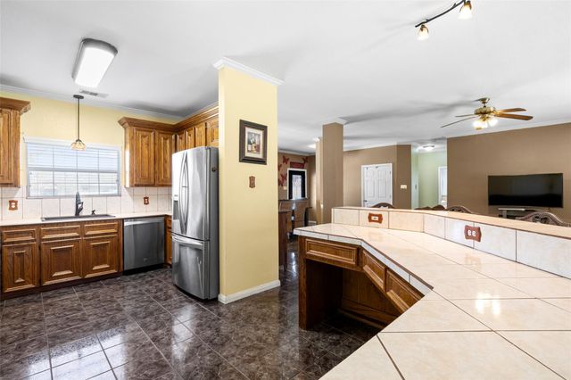 10406 Ballantine Street, Houston, TX 77075