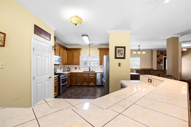 10406 Ballantine Street, Houston, TX 77075