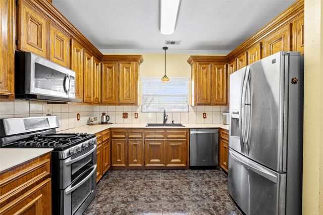 10406 Ballantine Street, Houston, TX 77075