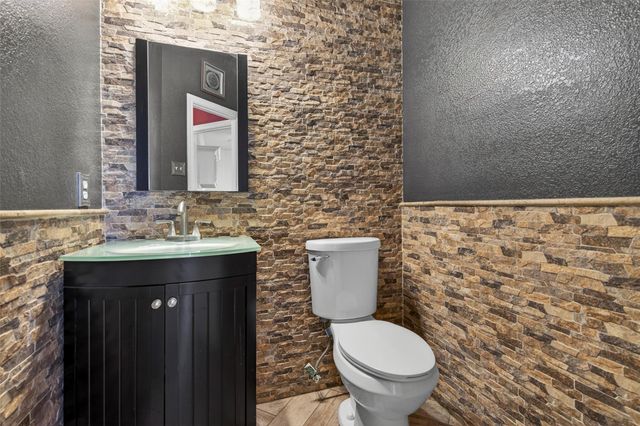 10406 Ballantine Street, Houston, TX 77075