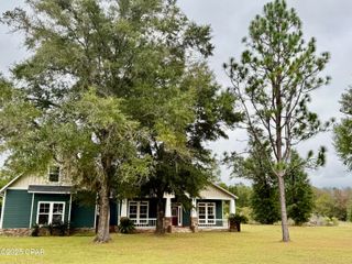 2640 Lawrence Road, Marianna, FL 32446